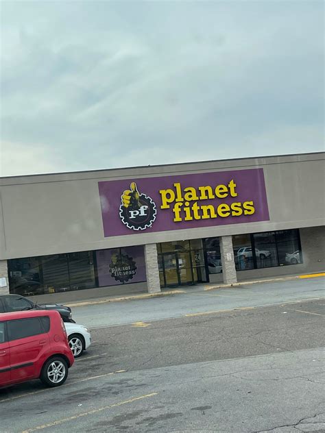 planet fitness little ferry reviews